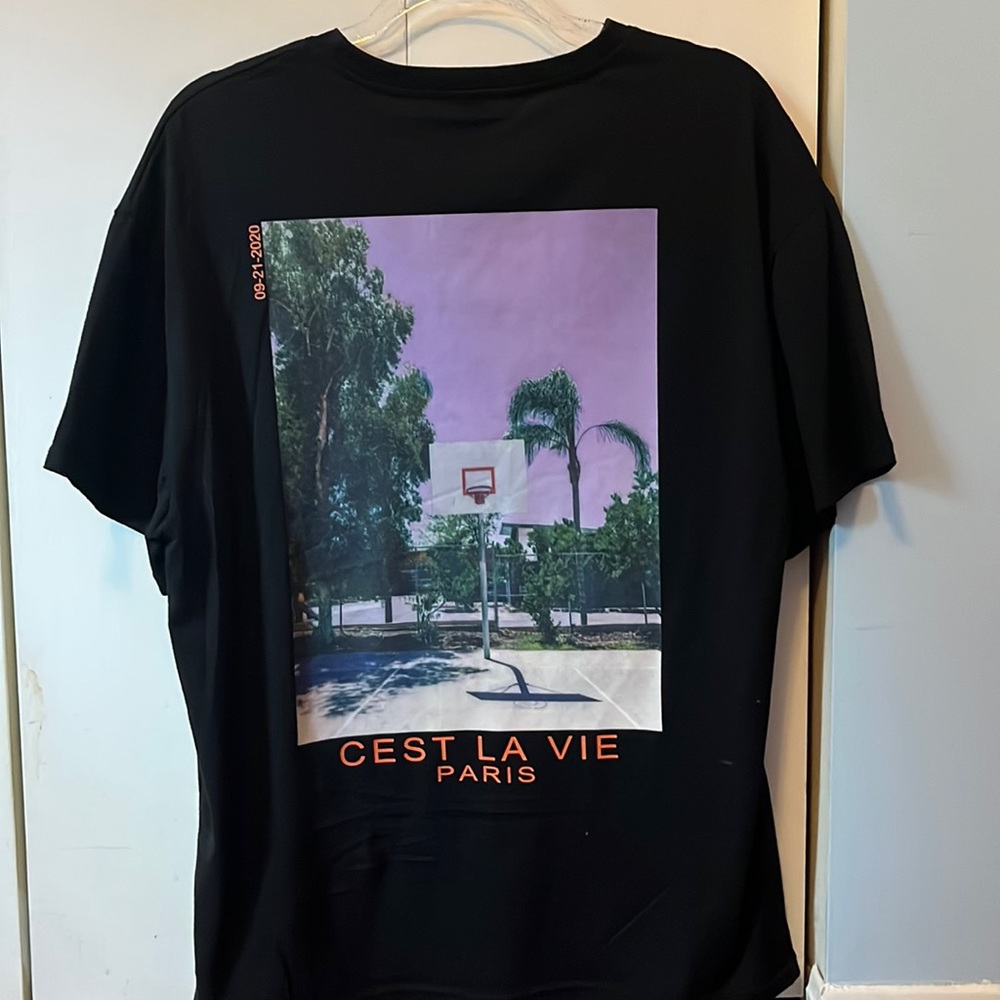 Men’s Black Graphic T-Shirt
